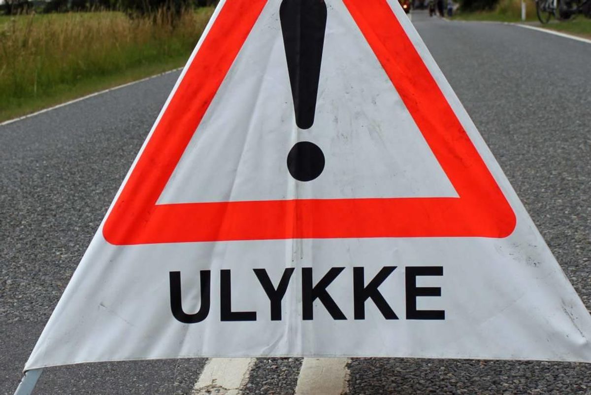 Der skulle være tale om et alvorligt uheld. Se på næste billede hvor det er sket. Arkivfoto: Elo Christoffersen.