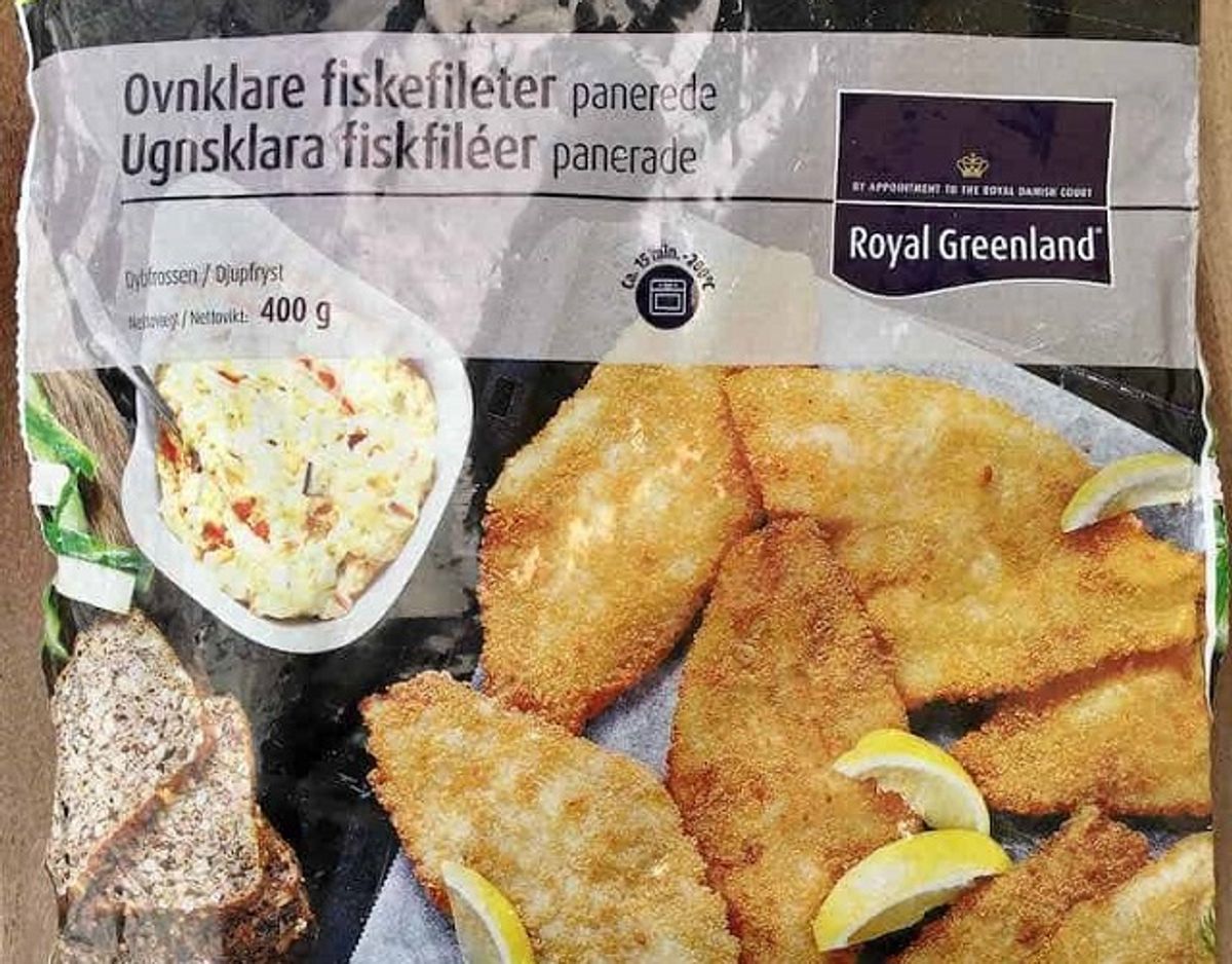 * Royal Greenland Ovnklare fiskefileter: Ovnklare fiskefileter fra Royal Greenland er meget små med en sprød, men tyk panering. Fisken smager ikke frisk og er fedtet og usammenhængende og ligner, den er sammensat af fiskestykker. Pris per 100 gram: 10 kroner (40 kroner for 400 gram i Netto). Fisk: Skrubbe (54 %). Foto: Madens Verden.