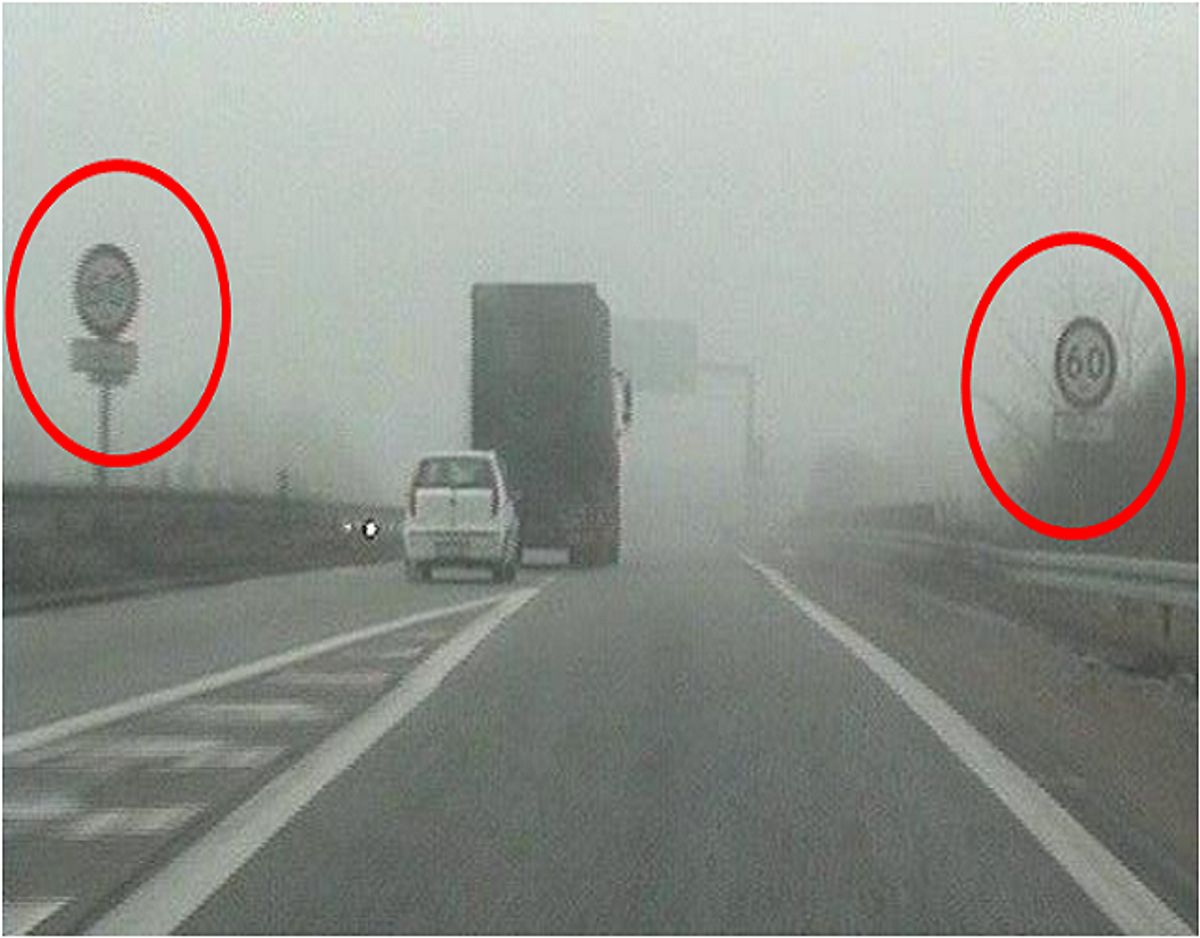 Her ses skiltene med de 60 kilometer i timen. Foto: Sydøstjyllands Politi.