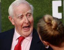 Udgiver bog efter sin død