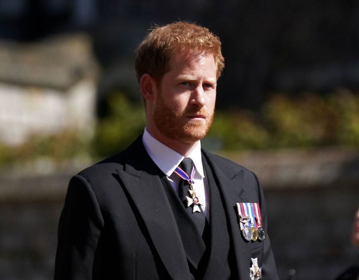 Prince Harry ses her ved sin farfars, prins Philip, begravelse den 17. april. Foto: Scanpix/Victoria Jones/Pool via REUTERS