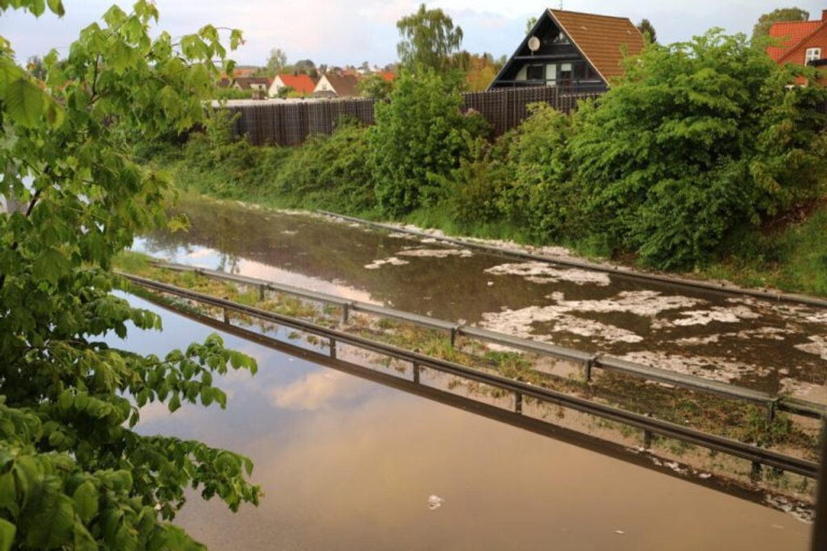 Der har været et voldsomt uvejr over Fyn. Det skaber problemer. Foto: Presse-fotos.dk.