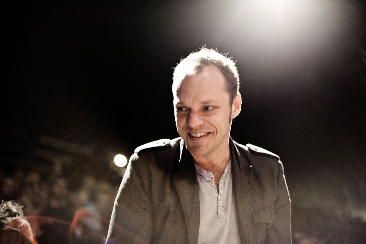 Morten Ramsland fylder 50 år 10. juni. Her er han fotograferet, da han i 2010 modtog Danske Banks Litteraturpris for romanen "Sumobrødre". (Arkivfoto)