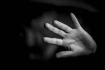 Sigtelse: Journalist misbrugte amerikanske børn