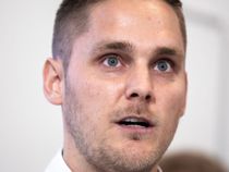 BREAKING! Partileder trækker sig