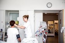 Hver fjerde oplever ikke brystsmerter ved blodprop i hjertet