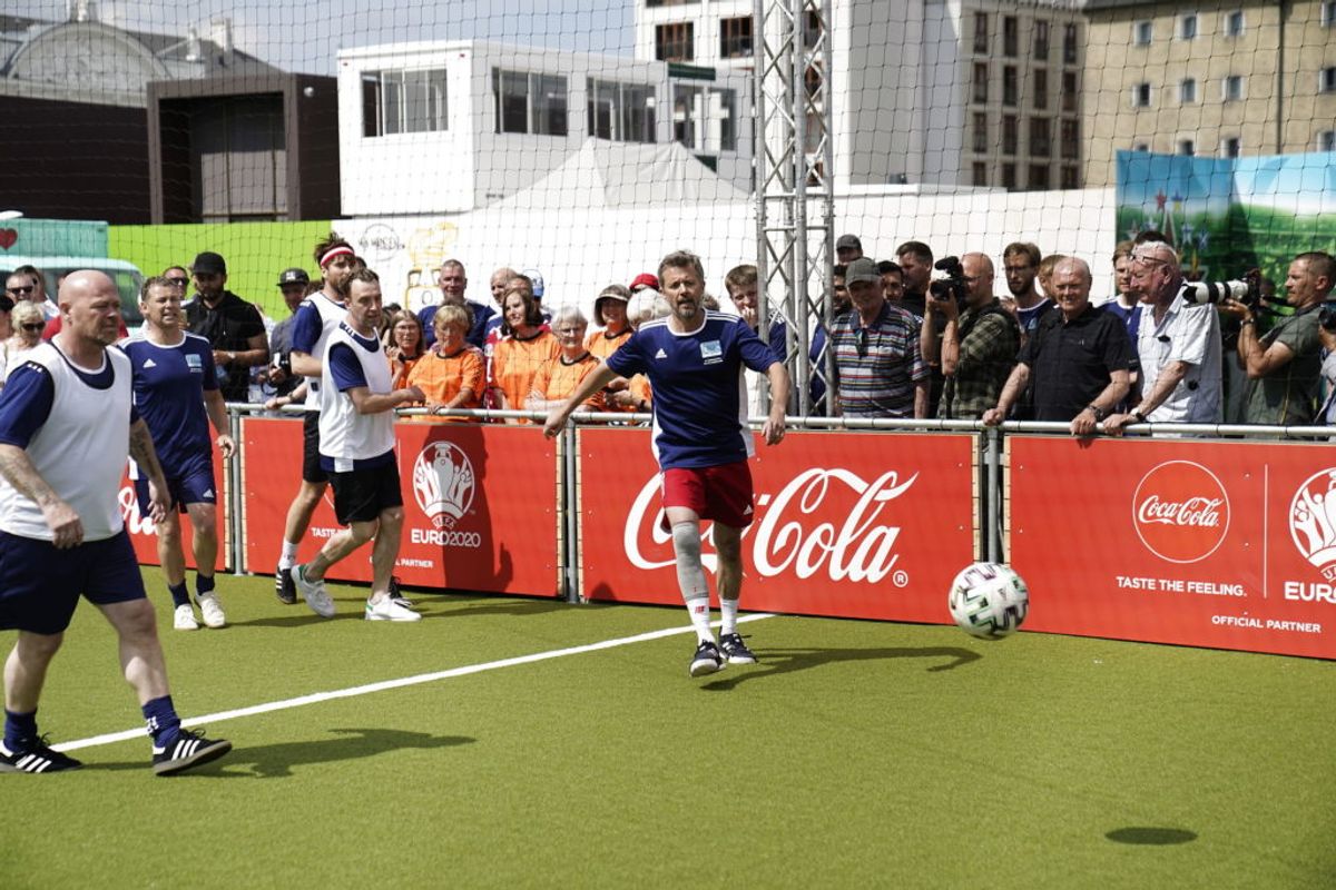 Kronprins Frederik deltager i åbningen af fanzonen “Football Village” på Ofelia Plads i København, fredag den 11. juni 2021. Ofelia Plads danner i forbindelse med Europamesterskabet i fodbold, UEFA EURO 2020, rammen om fanzonen ‘Football Village’.