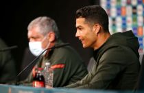 Taber milliarder efter pressemøde-chok