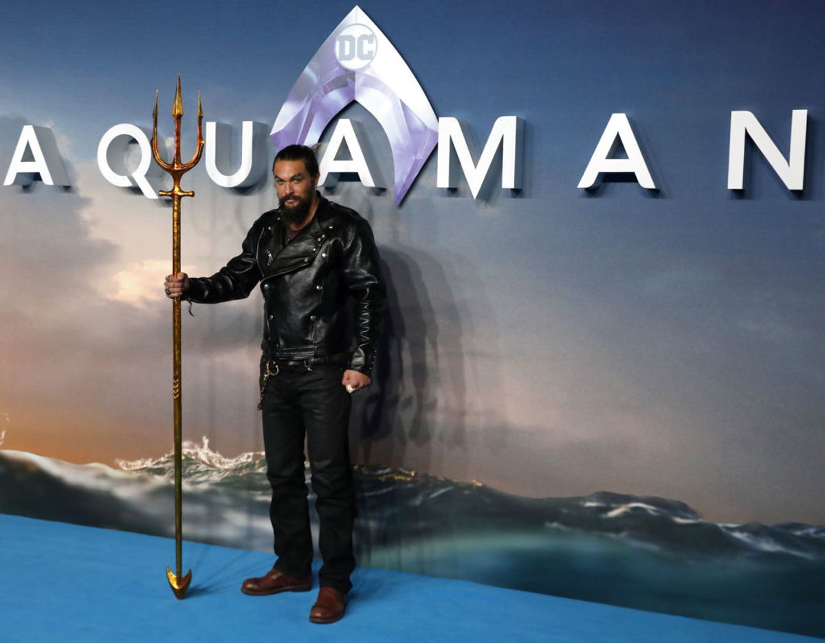 Det er Jason Momoa, som spiller hovedrollen som Aquaman i DC-superheltefilmen. Foto: Simon Dawson/REUTERS