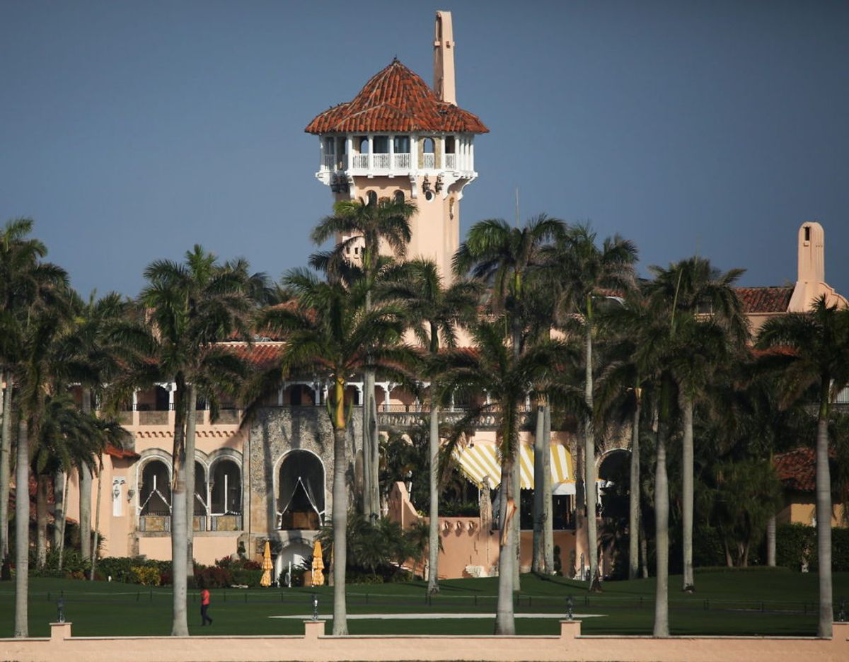 Et kig ind mod Mar-a-Lago. Klik videre for flere billeder. Foto: Scanpix/REUTERS/Marco Bello