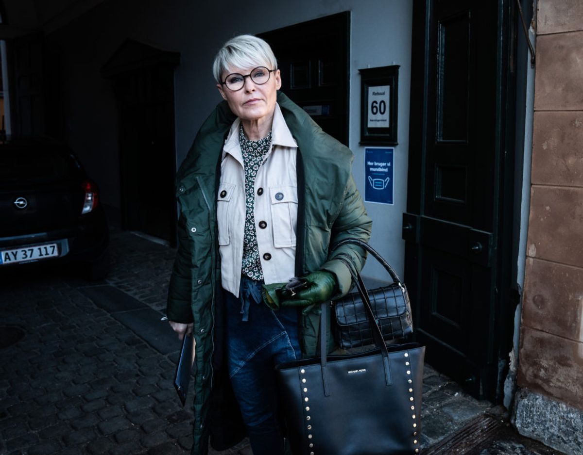 Line Baun Danielsen var mødt op i retten, da hendes og en stribe andre kendte danskeres sag mod Aller og tidligere chefredaktører, skulle behandles i Københavns Byret i marts. Kendisholdet har dog fået afvist deres krav om godtgørelser for krænkelse af deres privatliv. Foto: Emil Helms/Scanpix