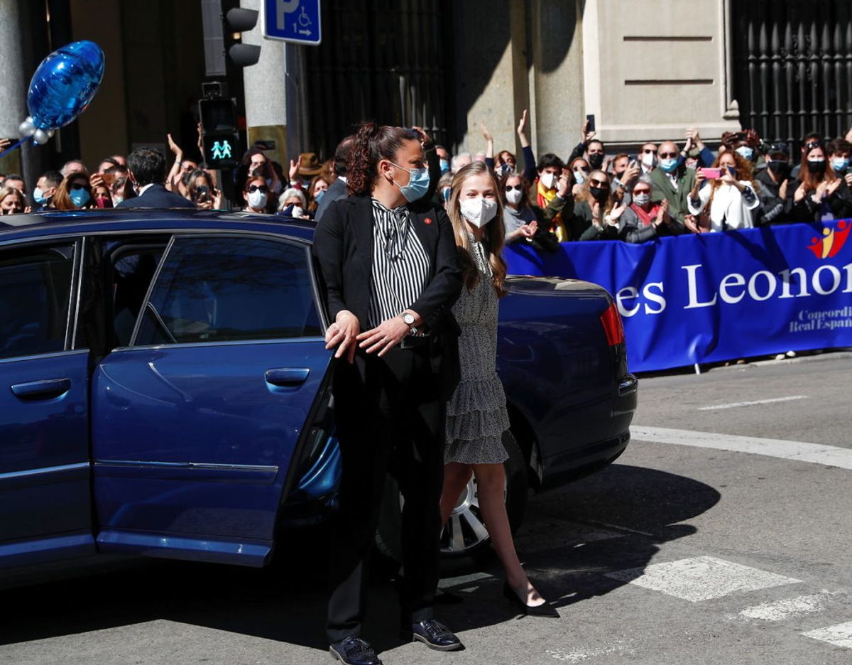 Kronprinsessen ankommer til Instituto Cervantes. Klik videre for flere billeder. Foto: Scanpix/REUTERS/Susana Vera