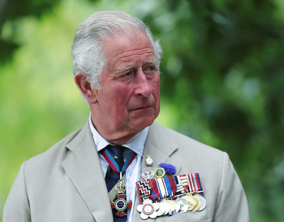 Prins Charles blev tilbage i marts 2020 konstateret smittet med covid-19. Han havde heldigvis et ganske mildt forløb og er kommet sig fuldt ud. Klik videre for flere billeder. Foto: Scanpix/REUTERS/Molly Darlington/Pool/File Photo