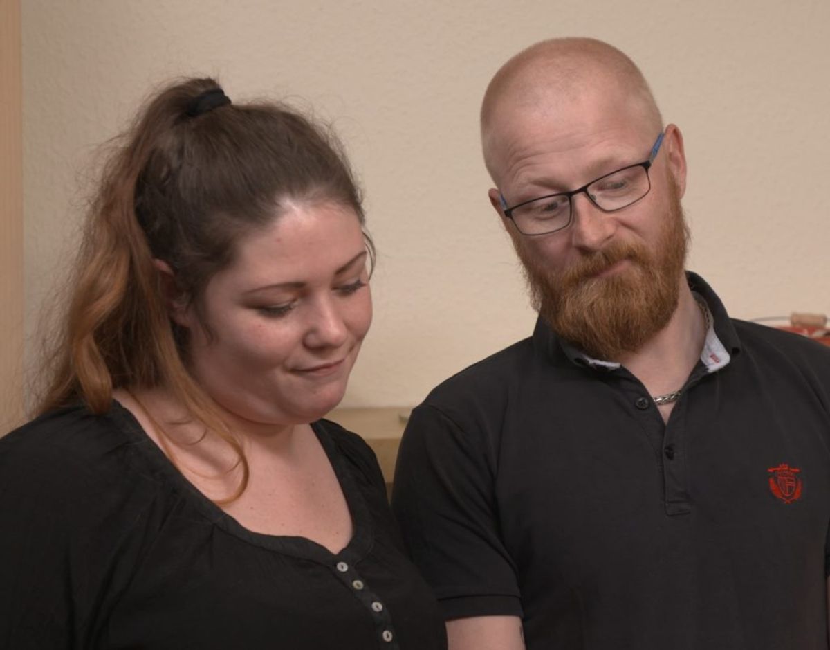 Maria og Anders drømmer om at købe hus og stifte familie. Men de har en enorm gæld. KLIK VIDERE OG SE FLERE BILLEDER. Foto: Nent Group