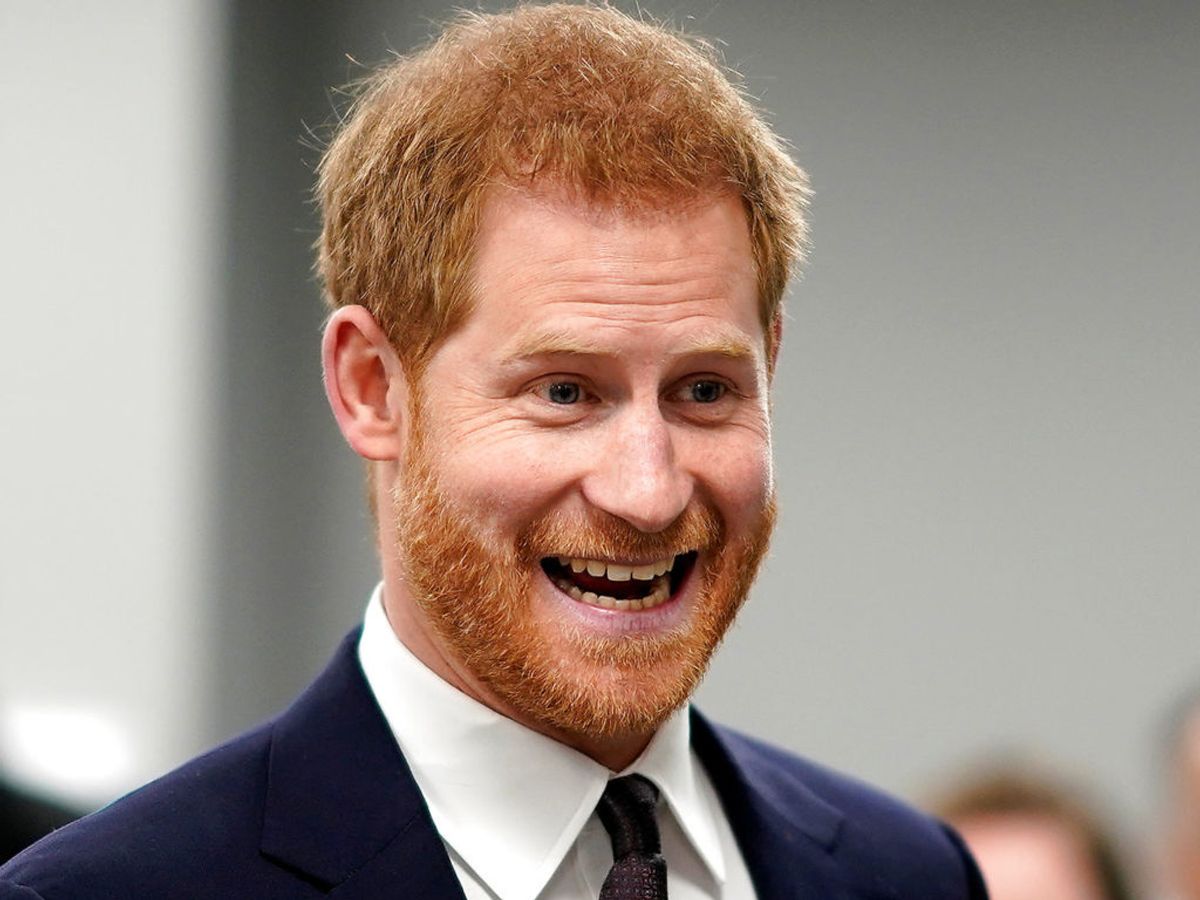 Prins Harry har også drevet gæk med sin storebror. Så det er ikke kun dronningen, der står for skud. Foto: Christopher Furlong/Pool via REUTERS