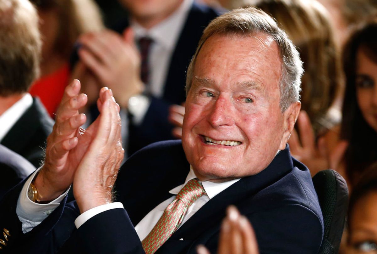 Den tidligere amerikanske præsident George H. W. Bush led også af Parkinsons sygdom. Foto: Kevin Lamarque/Scanpix.