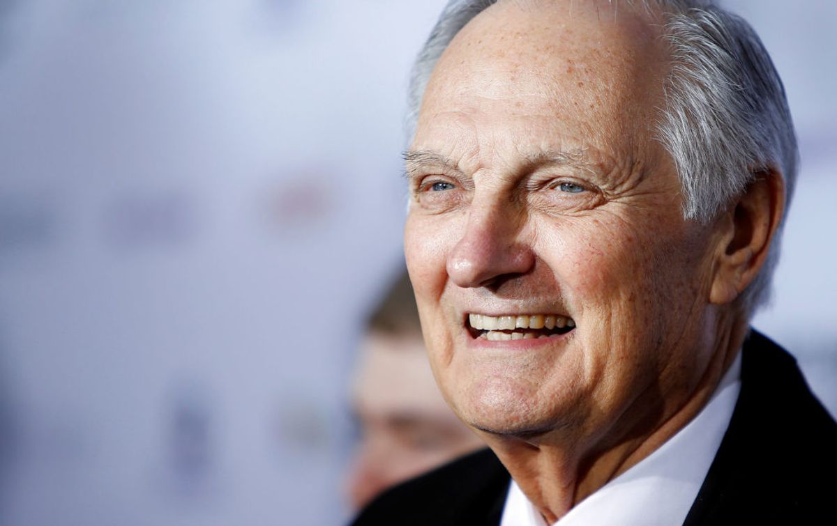 MASH-stjernen Alan Alda er den seneste i en række kendte, der må leve med den frygtede sygdom Parkinsons. Foto: Carlo Allegri/Scanpix.