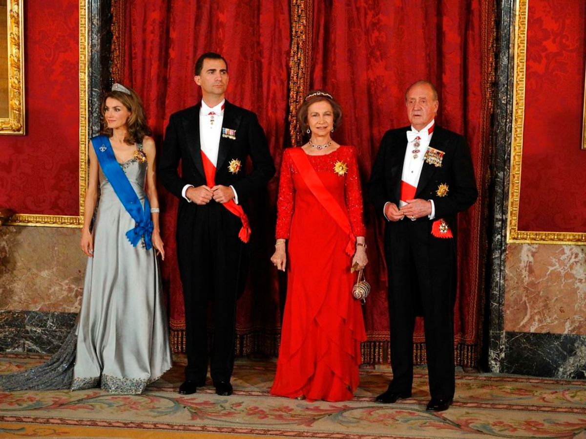 De mange skandaler har fået den spanske kongefamilies popularitet til at falde. Dog viser en nylig måling, at kong Felipes popularitet er stigende. Foto: Eric Feferberg / AFP