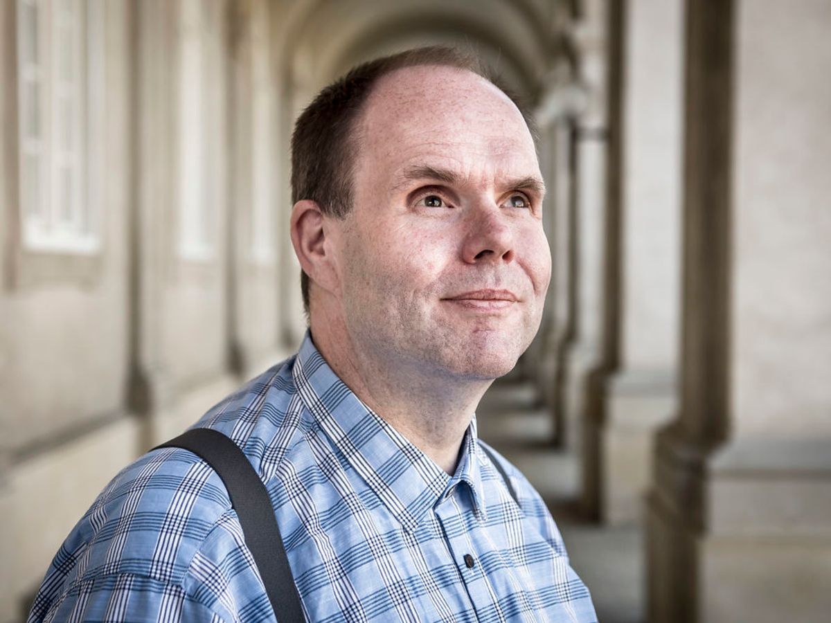 Til trods for at være blind kom Thorkild Olesen igennem em universitetsuddannelse og har dedikeret mange år til kampen for handikappede.
Foto: Mads Claus Rasmussen / SCANPIX