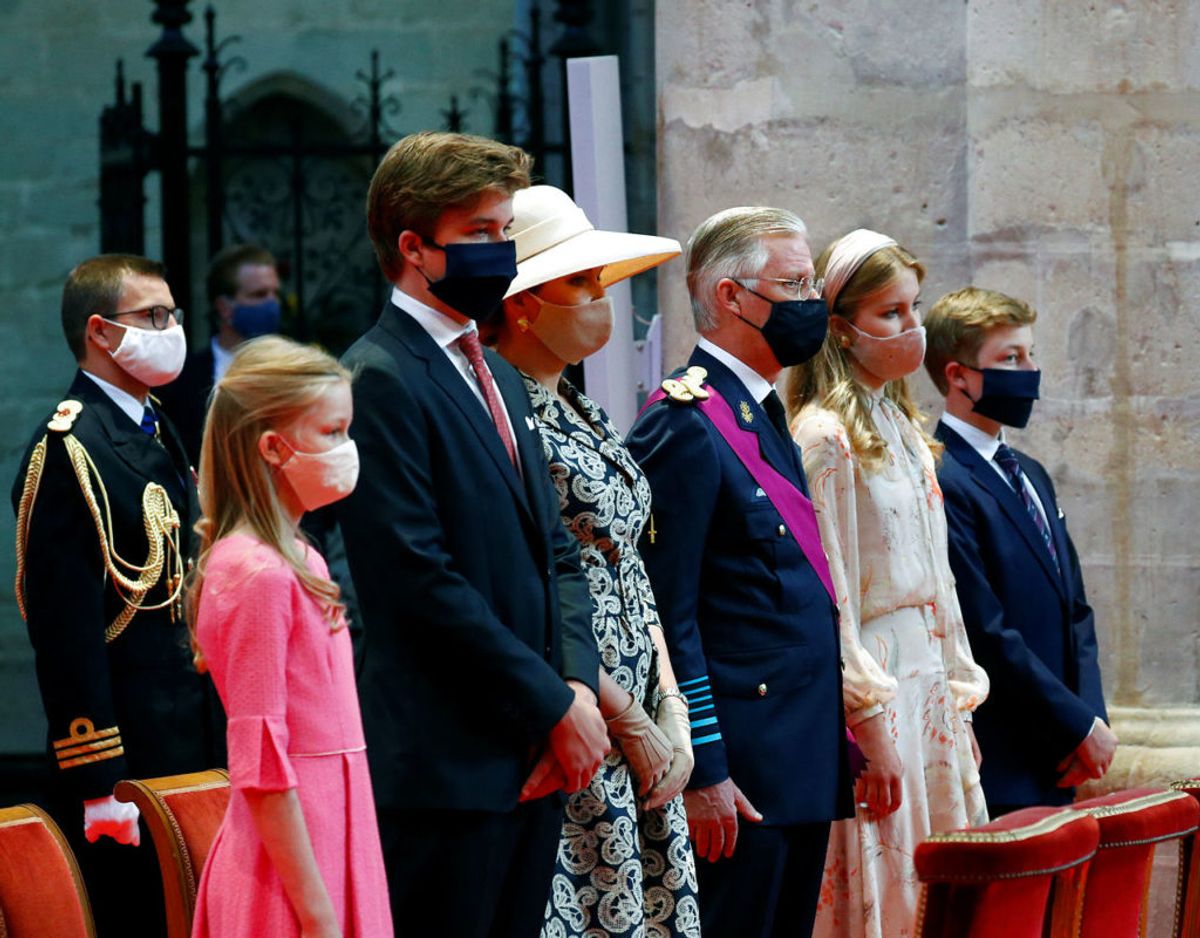 Den kongelige familie ved mindehøjtidelighede for belgiens corona-ofre. Fra venstre er det prinsesse Eleonore, prins Gabriel, dronning Mathile, kong Philippe, kronprinsesse Elisabeth og prins Emmanuel. Klik videre i galleriet for flere billeder. Foto: Scanpix/REUTERS/Francois Lenoir