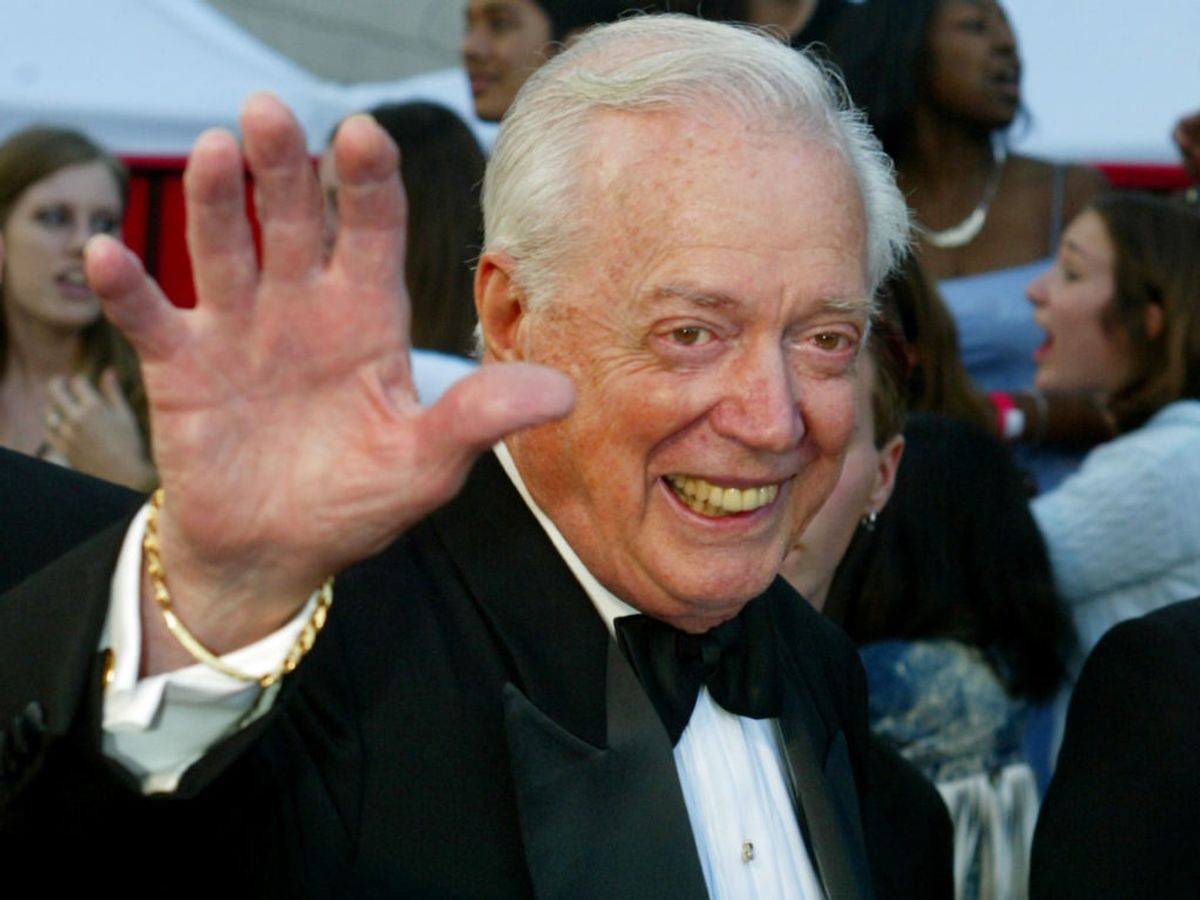 Tv-personligheden Hugh Downs døde onsdag. Han blev 99 år gammel. KLIK VIDERE OG SE FLERE BILLEDER. Foto: REUTERS/Fred Prouser/File Photo