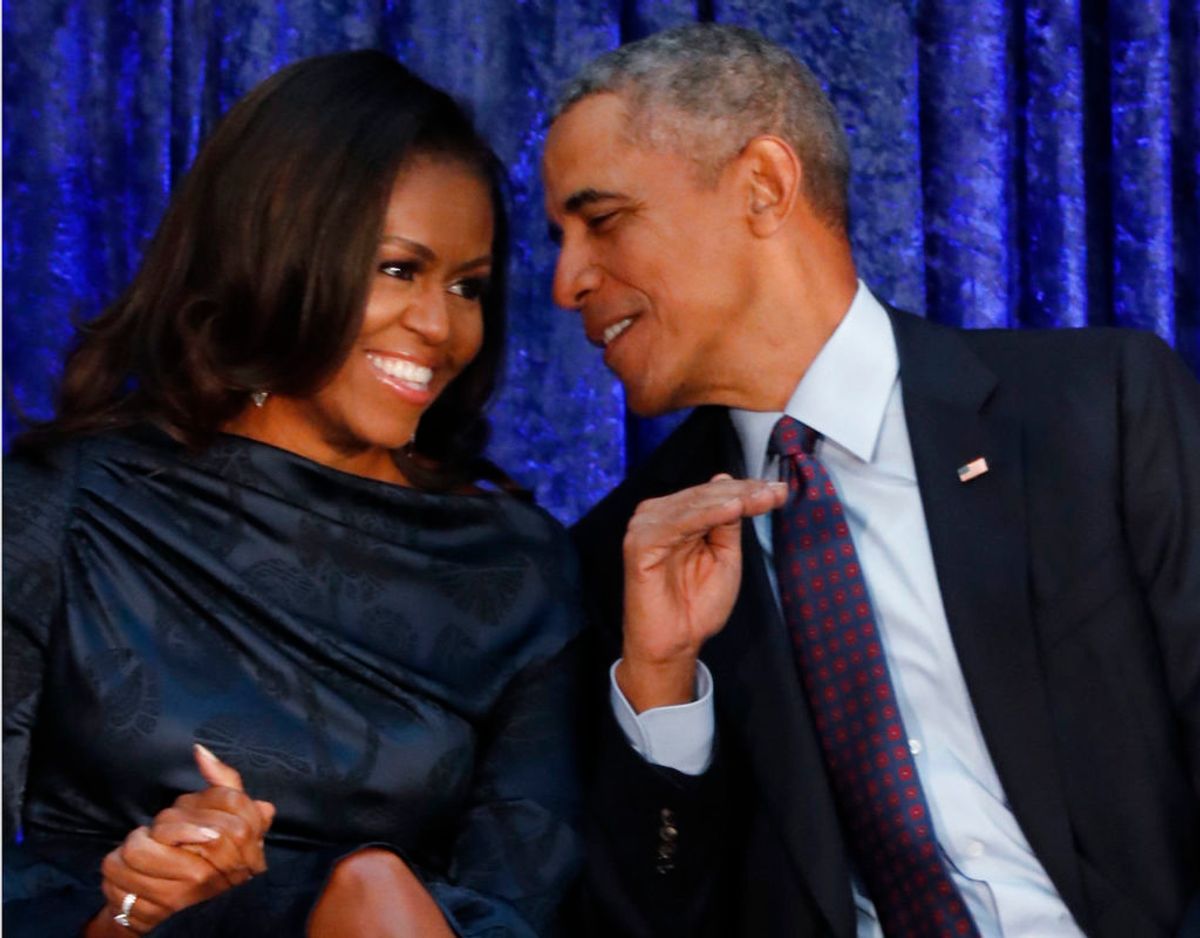 Med Harry Walker Agency aftalen kommer hertugen og hertuginden af Sussex nu til at ‘gå i klasse’ med Barack og Michelle Obama. Klik videre for flere billeder. Foto: Scanpix/REUTERS/Jim Bourg