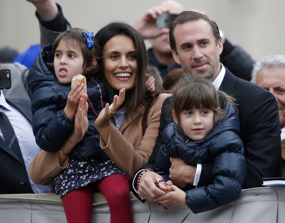 Joseph Fiennes er gift med den schweiziske model María Dolores Diéguez med hvem han har to døtre. Foto: Scanpix/REUTERS/Max Rossi