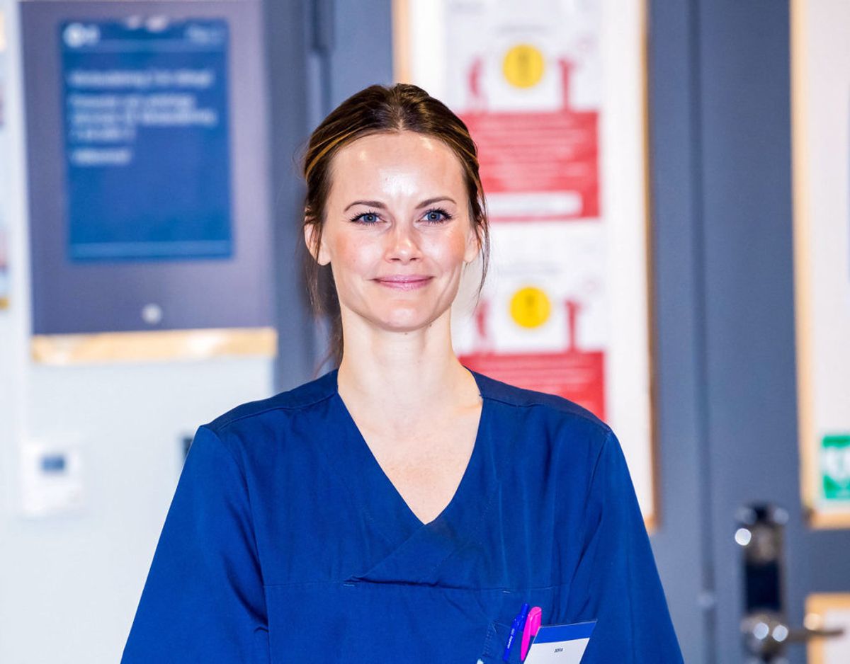 Prinsesse Sofia er trukket i arbejdstøjet. Hun skal den kommende tid arbejde på et privathospital i Stockholm. KLIK VIDERE OG SE FLERE BILLEDER Foto: Spa/Danapress/Ritzau Scanpix