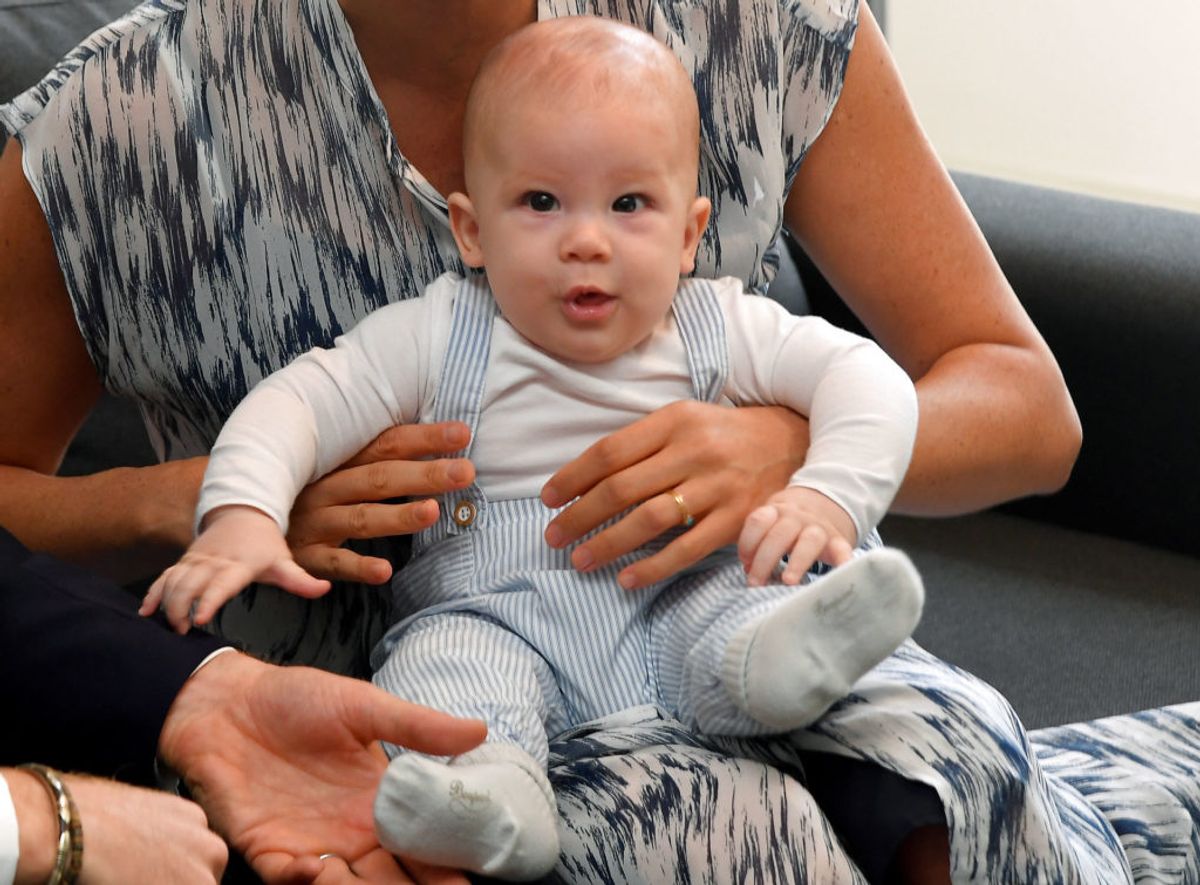 Megha og Harrys søn, Archie har efternavnet Mountbatten-Windsor. Klik videre for flere billeder. Foto: Scanpix/REUTERS/Toby Melville/Pool