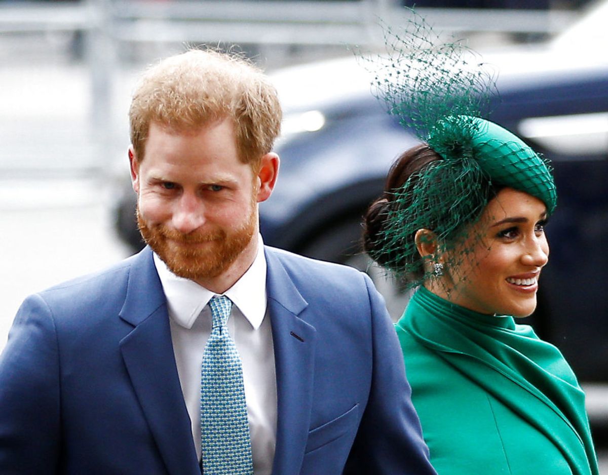 Meghans sidste opgaver som royal handlede om Commonwealth. Her ankommer hun sammen med Harry til gudstjeneste i Westminster Abbey sammen med Harry. Klik videre for flere billeder. Foto: Scanpix/REUTERS/Henry Nicholls