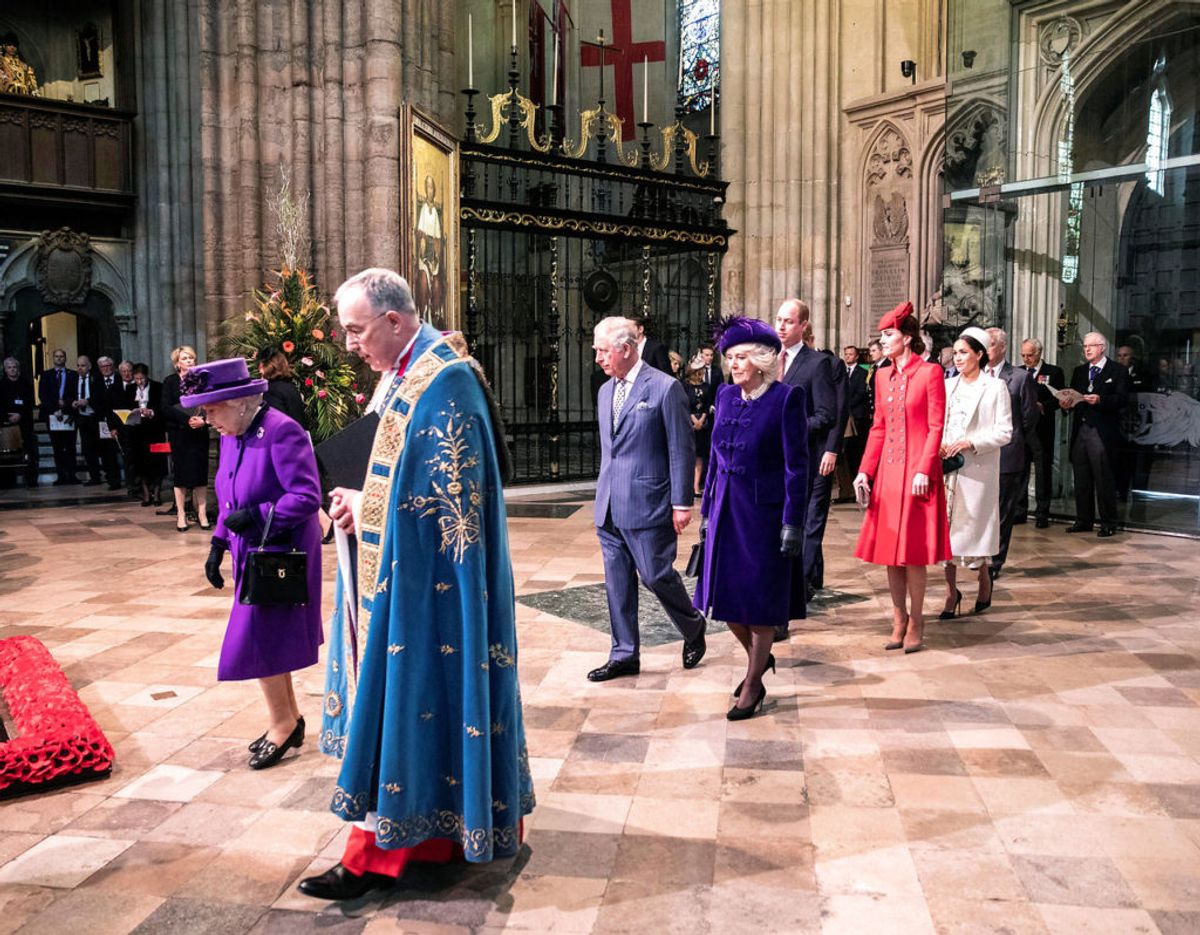 Både dronning Elizabeth, prins Charles, hertuginde Camilla, prins William, hertuginde Kate og prins Harry og hertuginde Meghan deltager i gudstjenesten The Commonwealth Service mandag. Foto: Richard Pohle/Pool via REUTERS