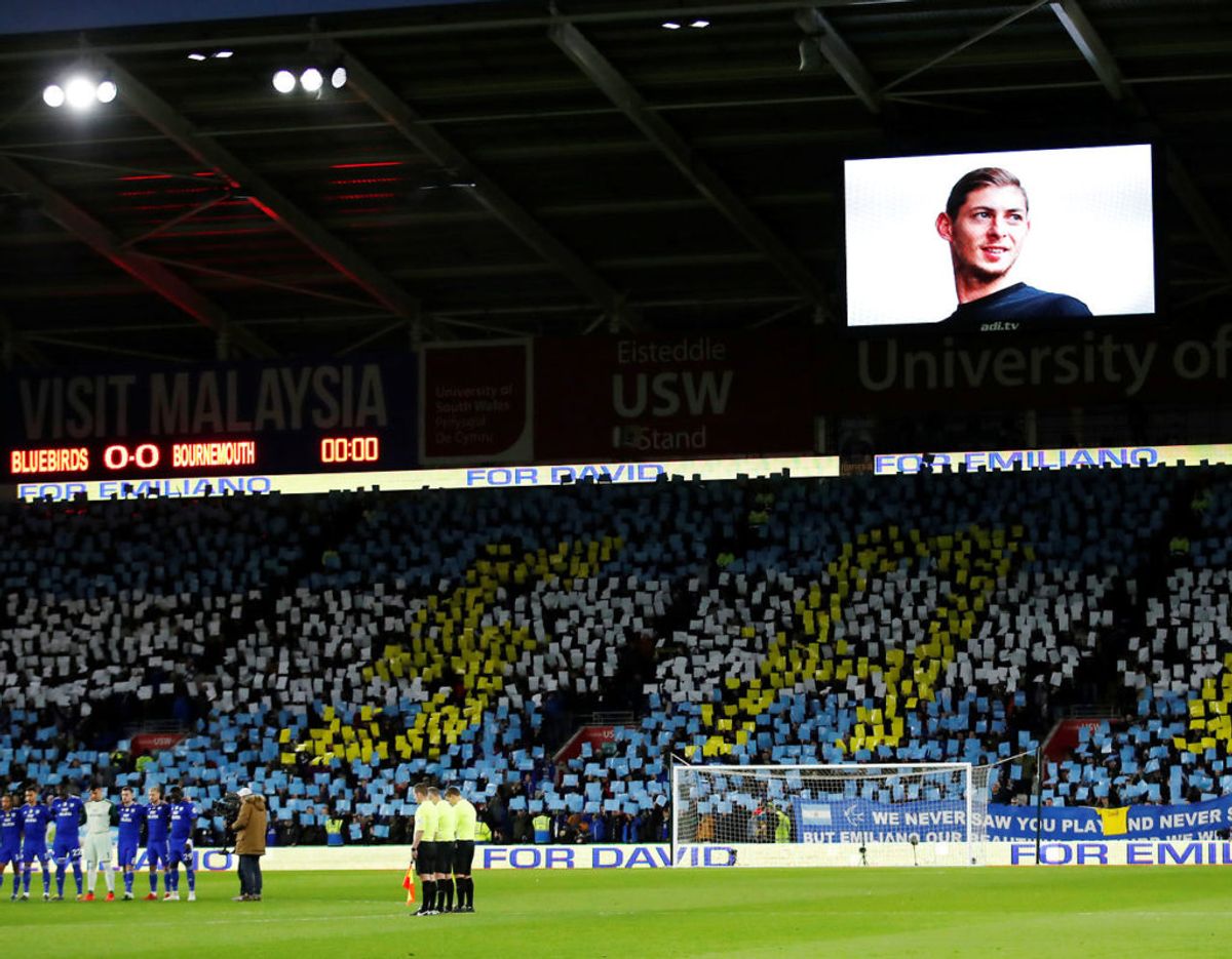 21. januar 2019: Den argentinske fodboldspiller Emiliano Sala er involveret i et flystyrt, som koster ham livet.
Sala styrtede ned med et fly over Den Engelske Kanal, efter at han skulle være skiftet fra Nantes til Cardiff. Foruden Sala omkommer flyets pilot. Foto: Scanpix