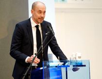 Minister med ny melding om corona