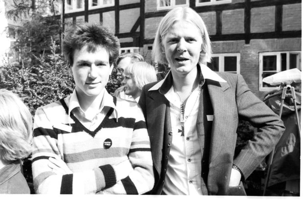 Forfatterne Michael Strunge, tv. og F.P. Jac.