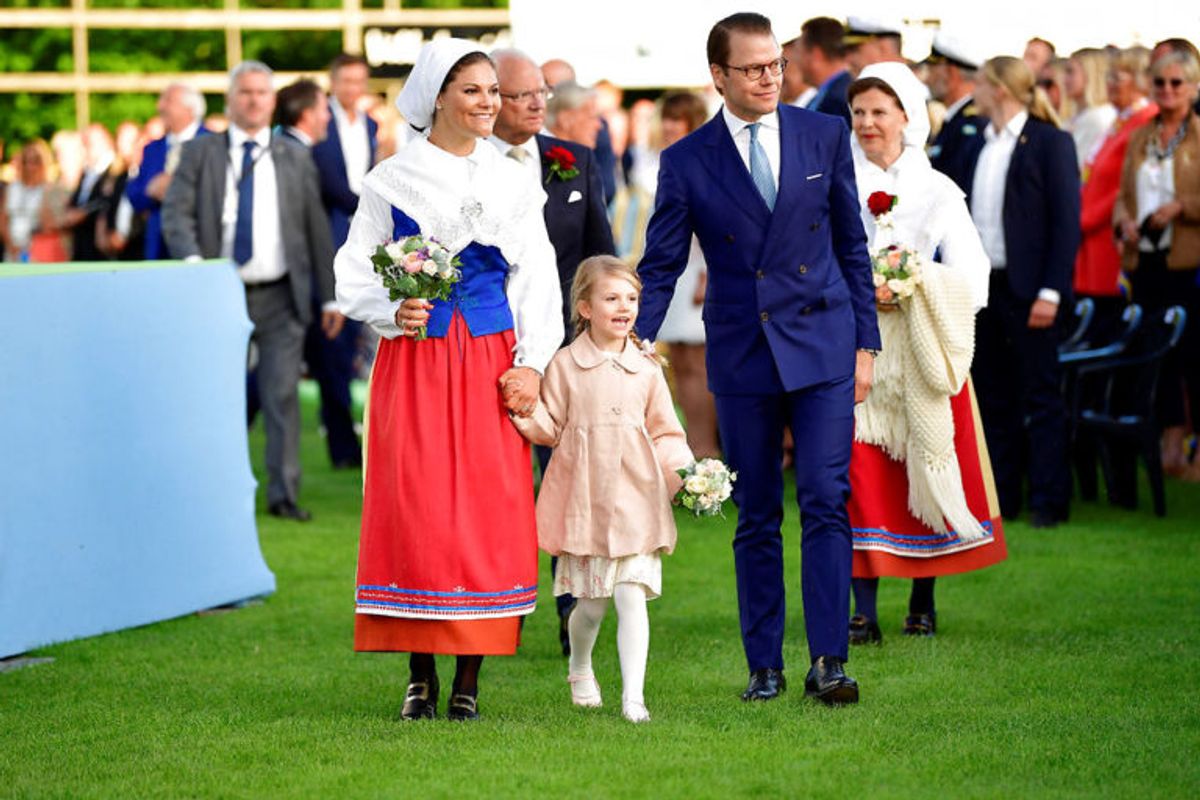 Prinsesse Estelle af Sverige er i dag syv år gammel. Hun skal arve tronen fra sin mor, kronprinsesse Victoria. (Foto: Scanpix)
