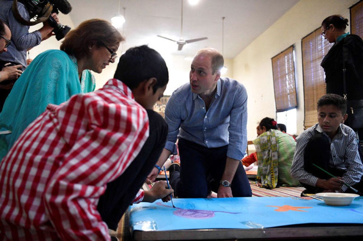 Kate og William har haft travle dage i Pakistan. KLIK VIDERE OG SE FLERE BILLEDER. Foto: Scanpix