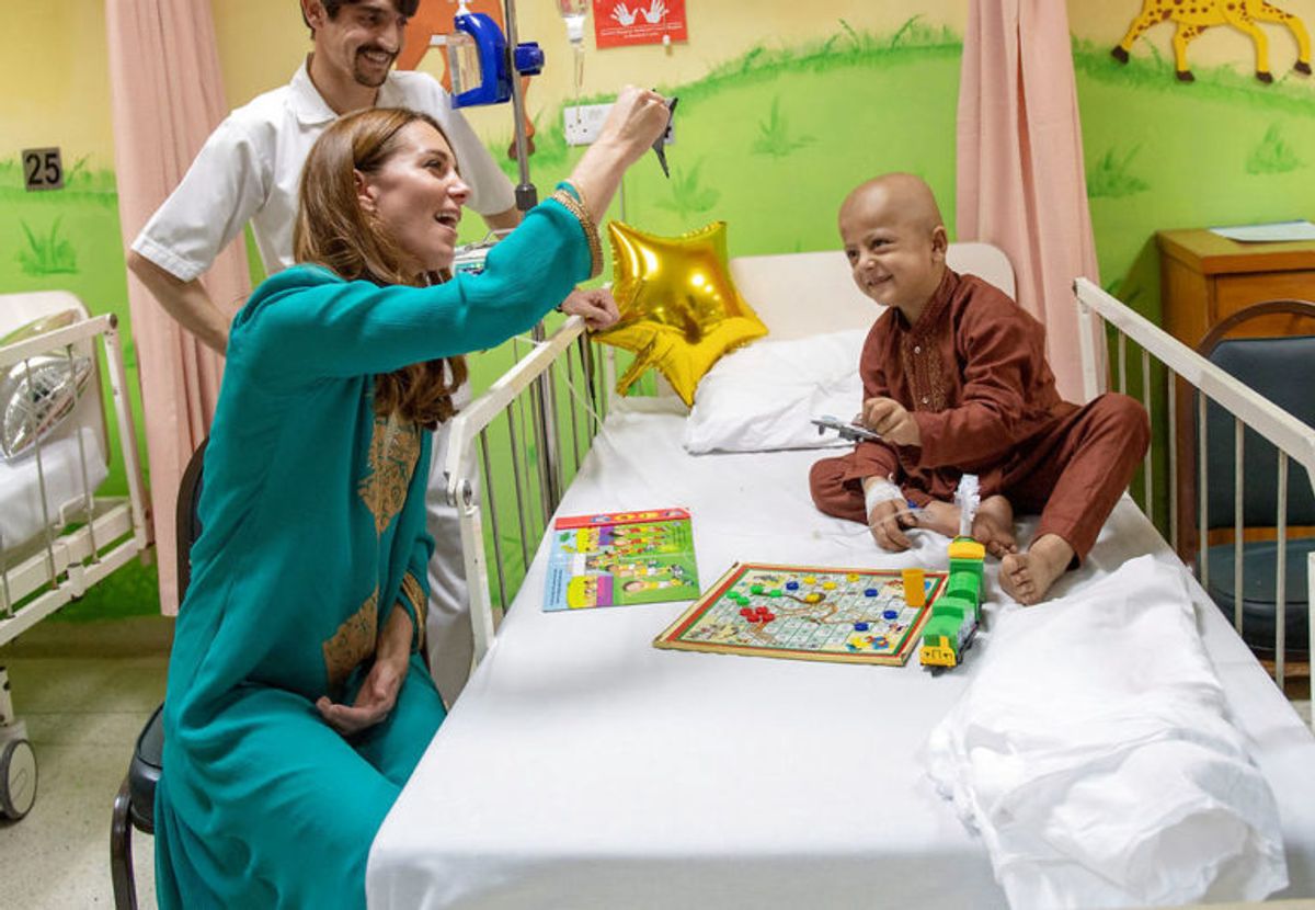 Kate og William har haft travle dage i Pakistan. KLIK VIDERE OG SE FLERE BILLEDER. Foto: Scanpix