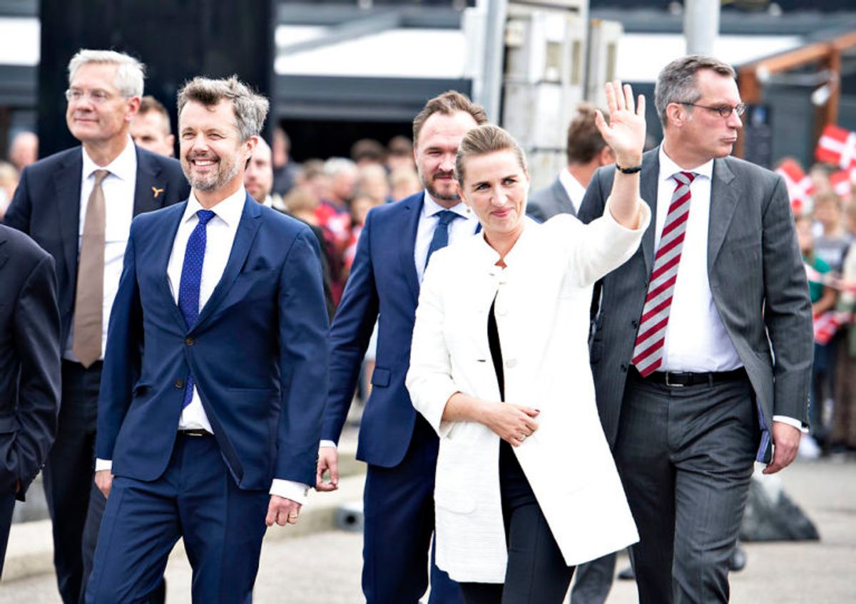 Kronprins Frederik var med, da den store havmøllepark blev åbnet. Foto: Foto: Henning Bagger/Ritzau Scanpix. KLIK for mere.