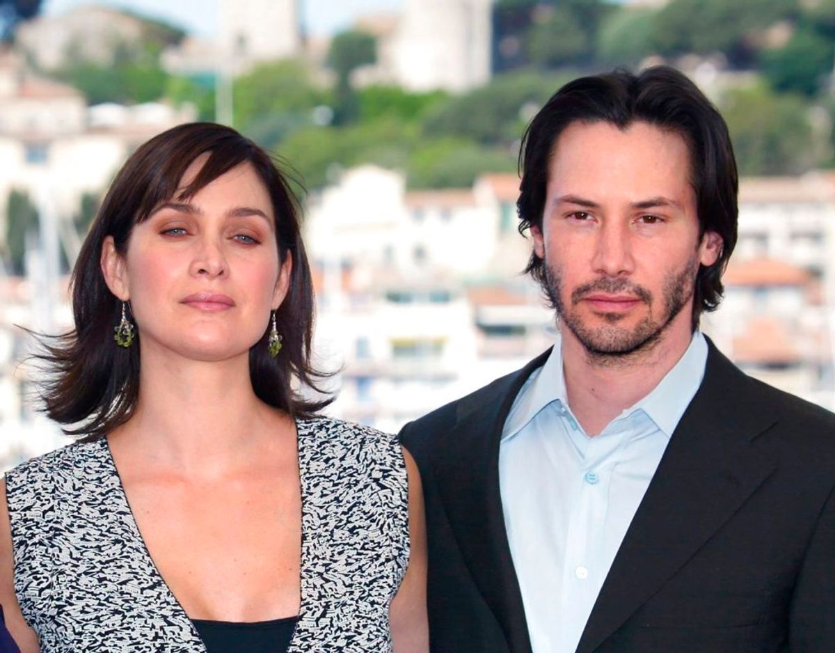 Keanu Reeves og Carrie-Anne Moss er angiveligt klar på mere The Matrix. Foto: Scanpix.