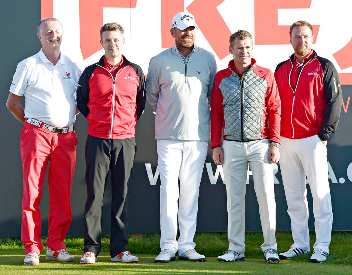 I golfens tegn er imperiet vokset, da det også omfatter Backtee, som producerer golftøj. Ved goldturneringen Made in Danmark, som kronprins Frederik er protektor for, bærer flere spillere tøj fra Backtee. Foto: Scanpix