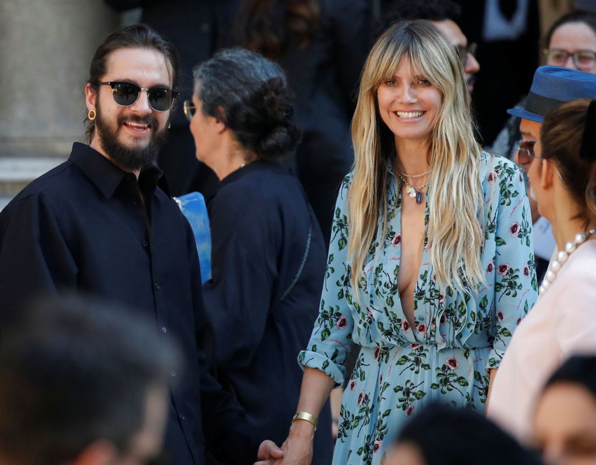Supermodellen Heidi Klum har nu for anden gang givet sit ja til Tokio Hotel guitaristen Tom Kaulitz. Det skete på en luksusyacht i Capri, Italien. Klik videre for flere billeder. Foto: Scanpix/REUTERS/Charles Platiau