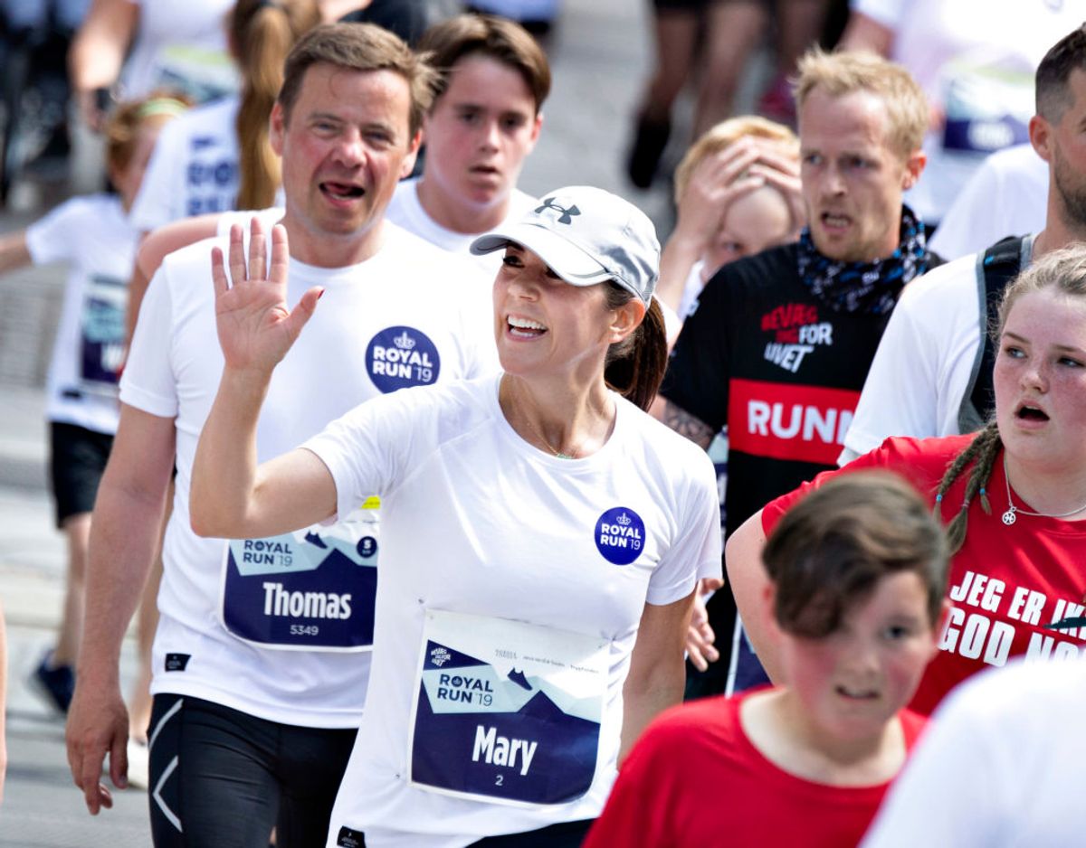 Kronprinsesse Mary efter at have løbet One Mile med Julemærkebørn under Royal Run i Aalborg, mandag den 10. juni 2019., torsdag 9. maj 2019.. (Foto: Henning Bagger/Ritzau Scanpix)