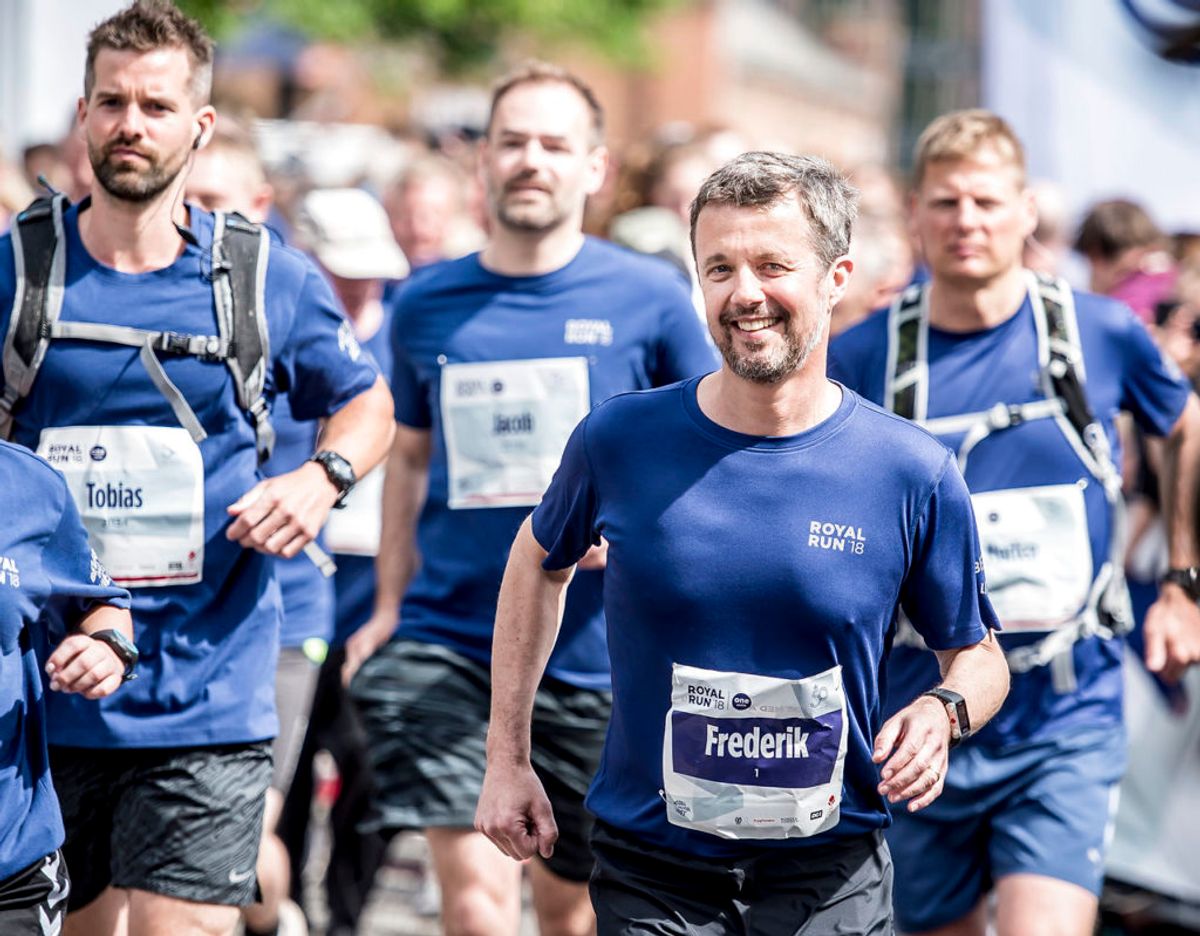I år skal kronprinsen igen deltage i Royal Run i landets tre store byer og på Færøerne. Foto: Scanpix
