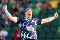 Smadrer 31 år gammel rekord