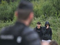 Mister hånd ved vanvittig fest