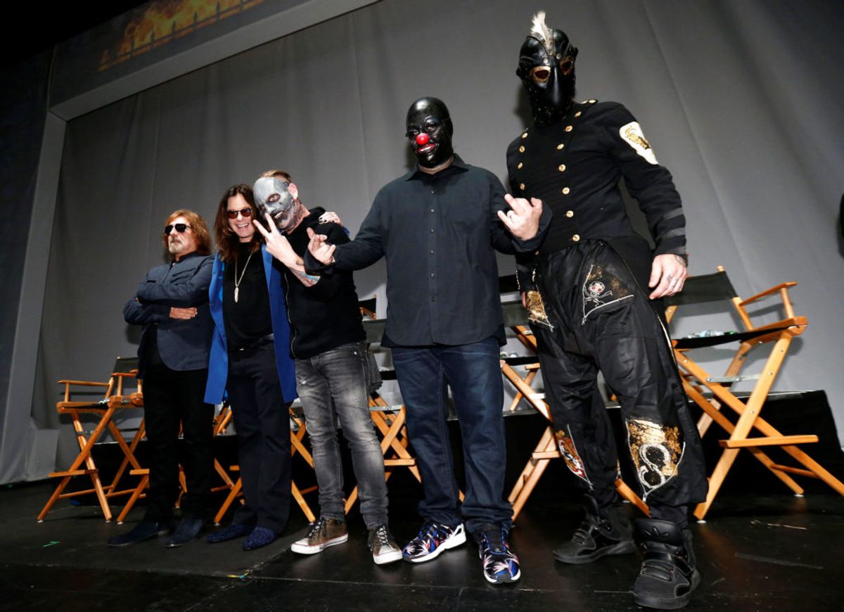 Shawn Crahan (2. fra højre). ses her med blandt andre Ozzy Osbourne. Foto: Mario Anzuoni/Scanpix.