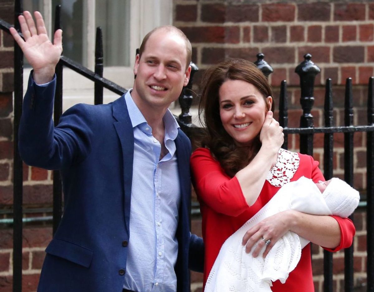 Det forventes, at de gør det modsatte af, hvad prins William og hertuginde Kate gjorde. De har navngivet alle deres børn med meget traditionelle navne. Foto: Scanpix