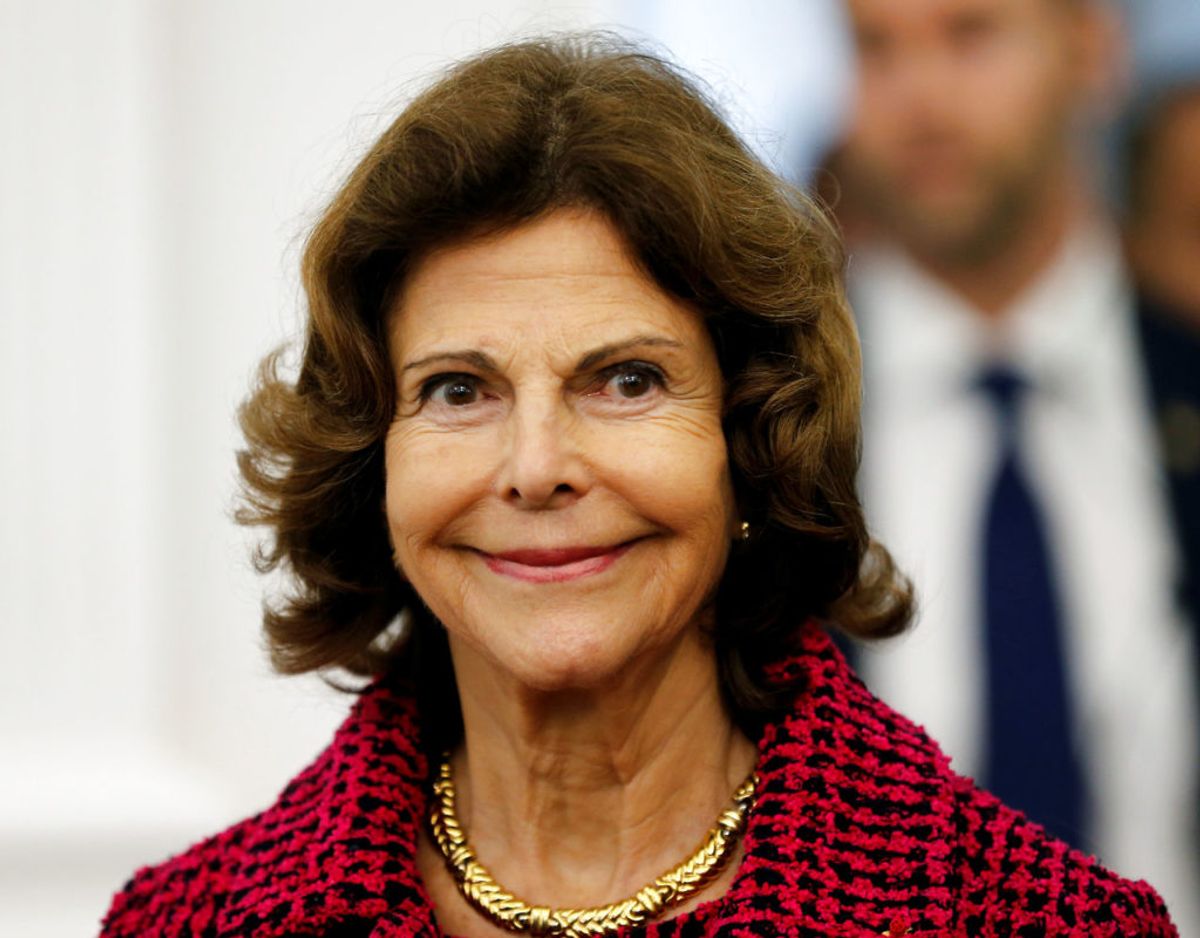 Dronning Silvia af Sverige er født i Tyskland. Hendes mor var fra Brasilien og hendes far Tysker. Hun har været gift med svenske kong Gustav siden 1977. Foto: Scanpix/Regis Duvignau