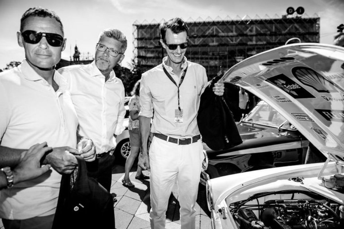 Tom Kristensen, overborgmester Frank Jensen og Prins Joachim under Copenhagen Historic Grand Prix’ åbningsreception på Københavns Rådhus, fredag den 3. august 2018. Copenhagen Historic Grand Prix er et racerløb, der afvikles en gang årligt på Bellahøj i København. Løbet finder sted den 4. til den 5. august 2018.. (Foto: Mads Claus Rasmussen/Ritzau Scanpix)