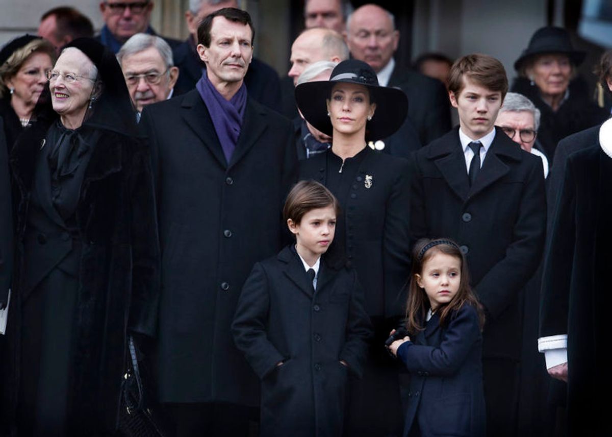 Den kongelige familie udenfor kirken efter Prins Henrik bisættelse fra Christiansborg Slotskirke tirsdag den 20 februar 2018. (Foto: Liselotte Sabroe/Scanpix 2018)